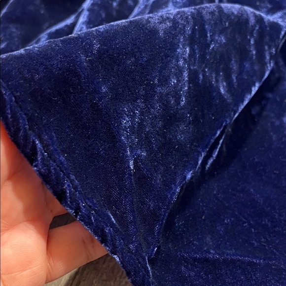 Free People Elegant Velvet Navy Blue Blouse with Bow Detail New Size small - Picture 5 of 9